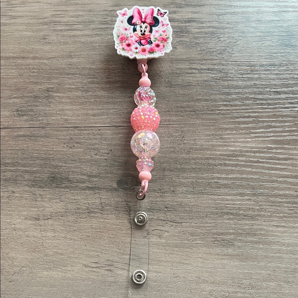 Minnie Mouse badge reel
